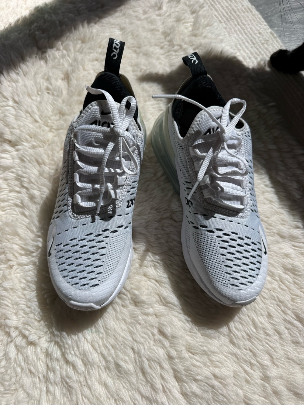 Nike Air Max 270 White/Black Sneakers | Women’s 7